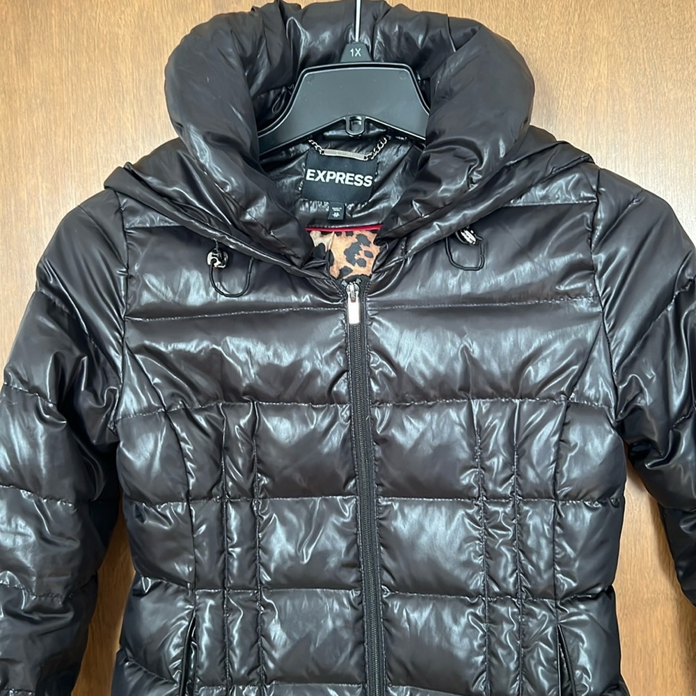 EUC Express Black High Shine Hooded Dawn Puffer Coat size XS/TP